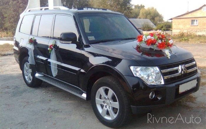 Аренда Mitsubishi Pajero Wagon на свадьбу Ровно