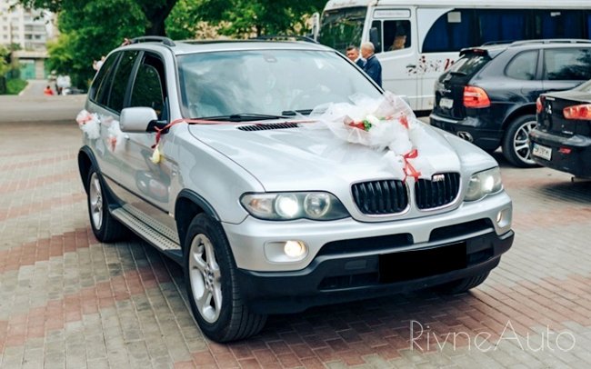 Аренда BMW X5 E53 на свадьбу Рівнe