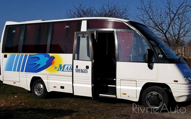 Аренда Автобус Mercedes Mago на свадьбу Рівнe